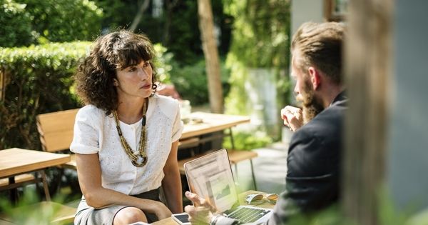 Pareja dialogando en Divorcio sin hijos. Masfacilabogados.com
